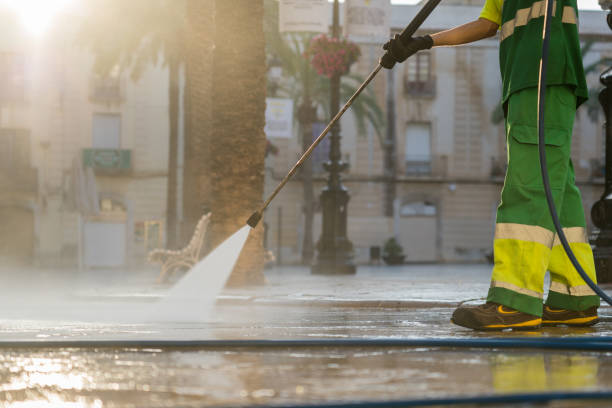 Best Commercial Building Pressure Washing  in Clear Lake, WA
